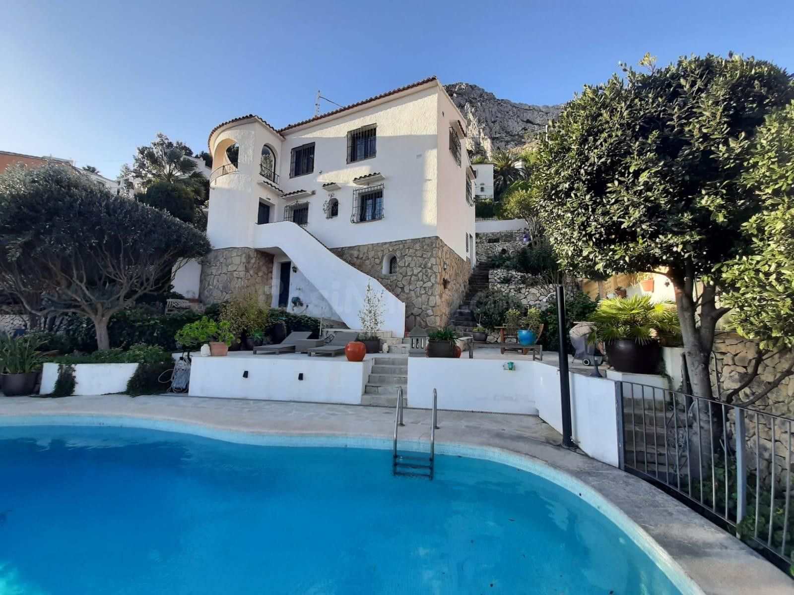 Villa 4 habitaciones 283m² en venta - Maryvilla