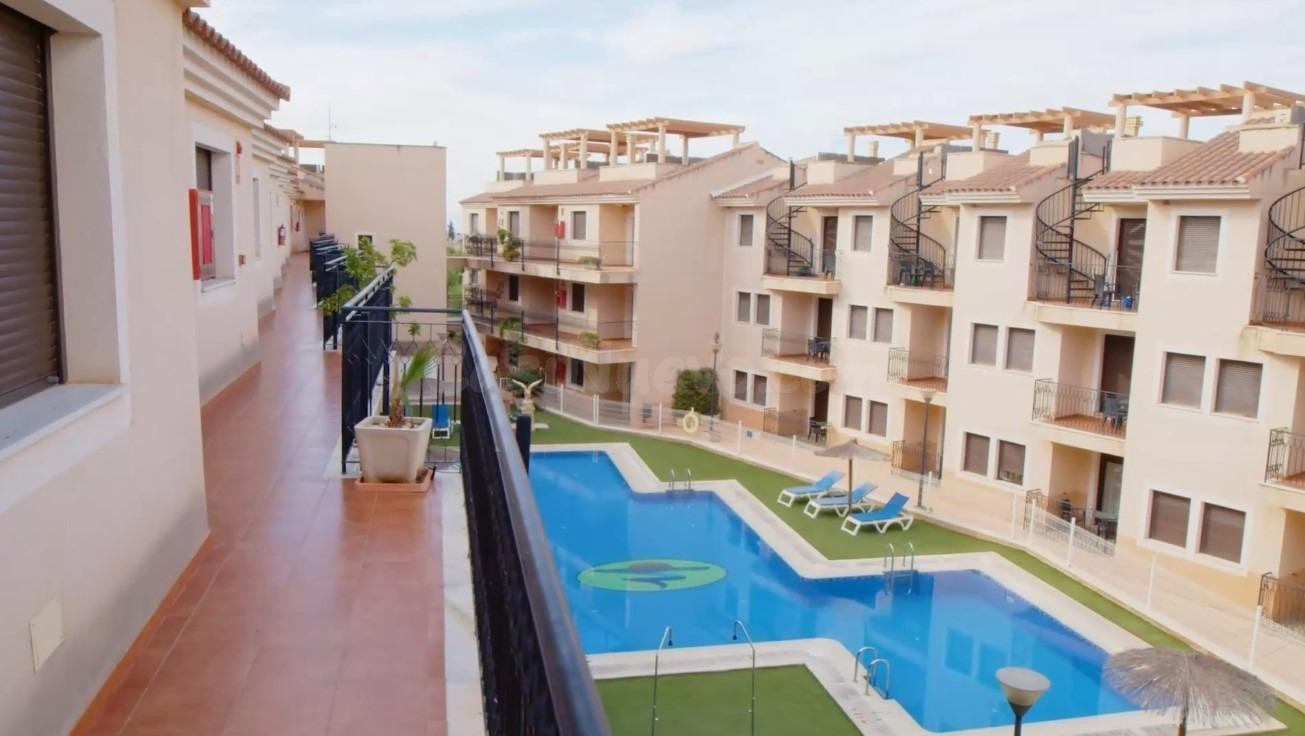 Apartamentos turísticos para inversión cerca de la playa en  - foto 3