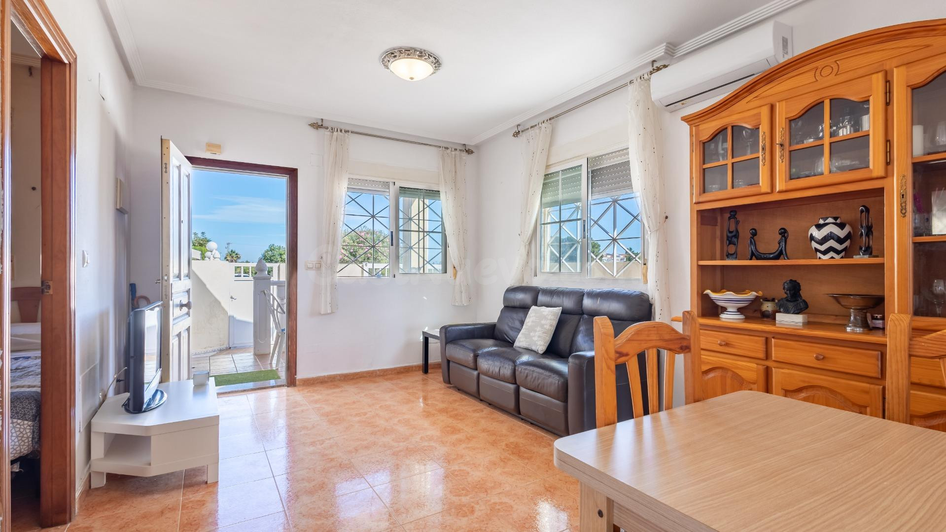 Encantador chalet independiente en Urb. Baños de Europa – To - foto 5
