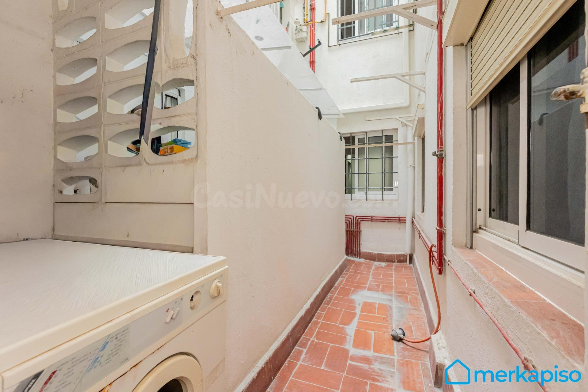 Se vende piso de 3 dormitorios en Viladecans - foto 4