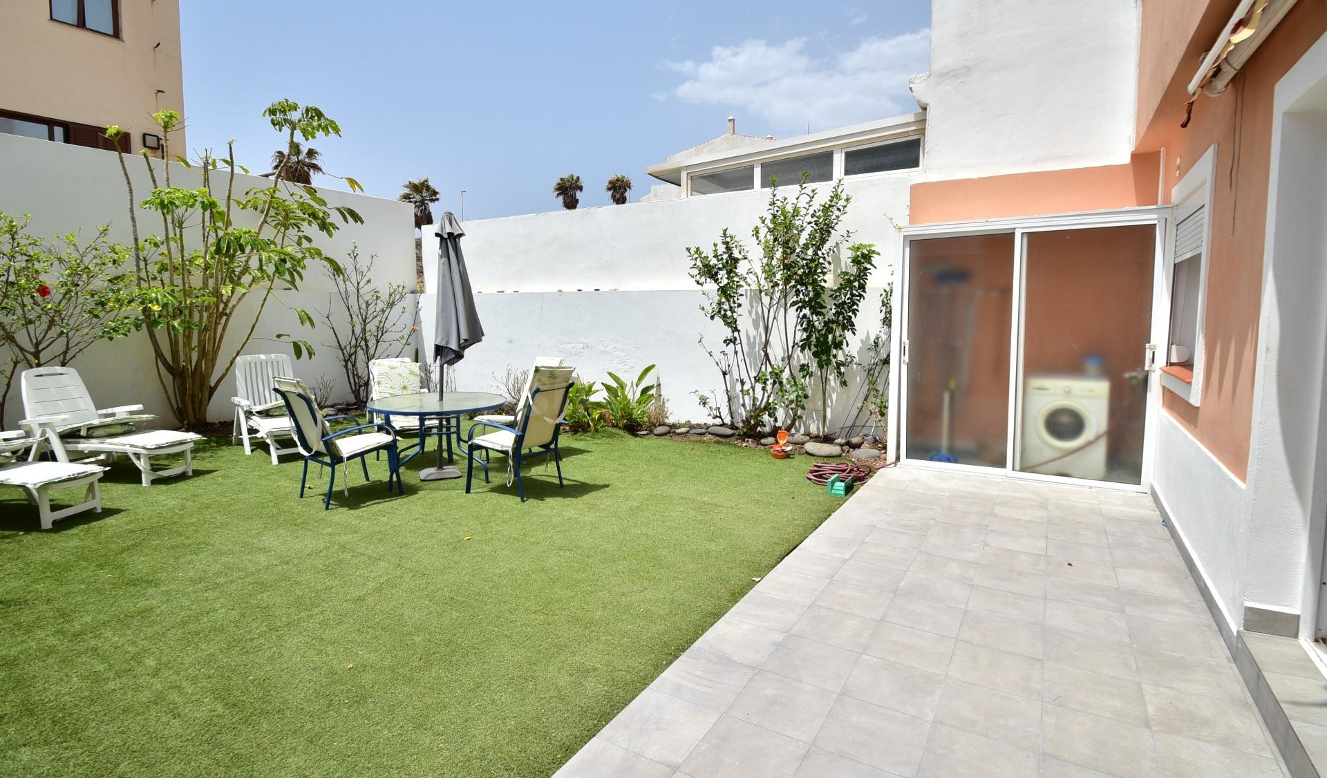 Adosado en Fasnia 3 habitaciones con terraza y jardín. - foto 4