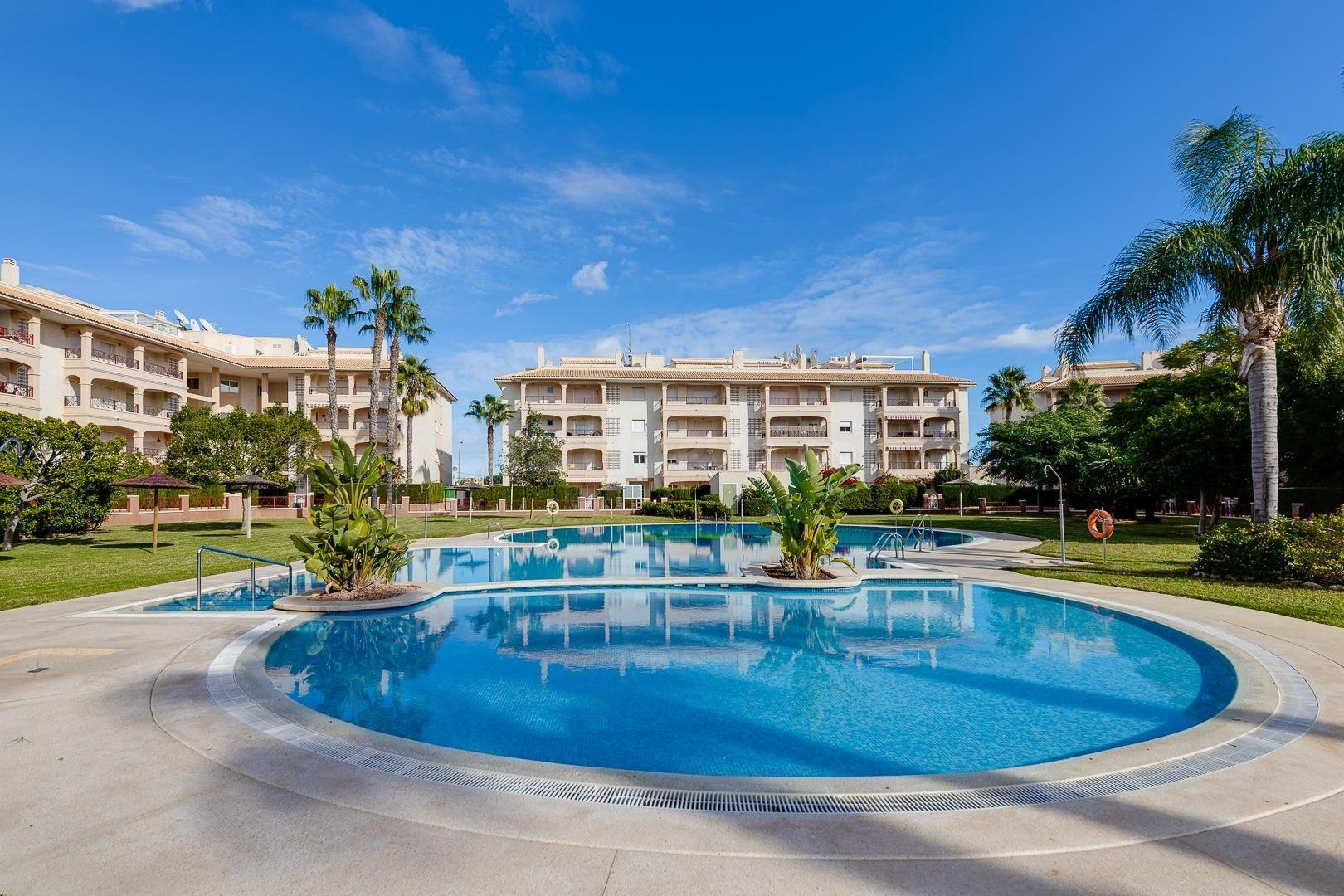 APARTAMENTO DE 2 DORMITORIOS 2 BAÑOS CON TERRAZA EN PLAYA FL - foto 3