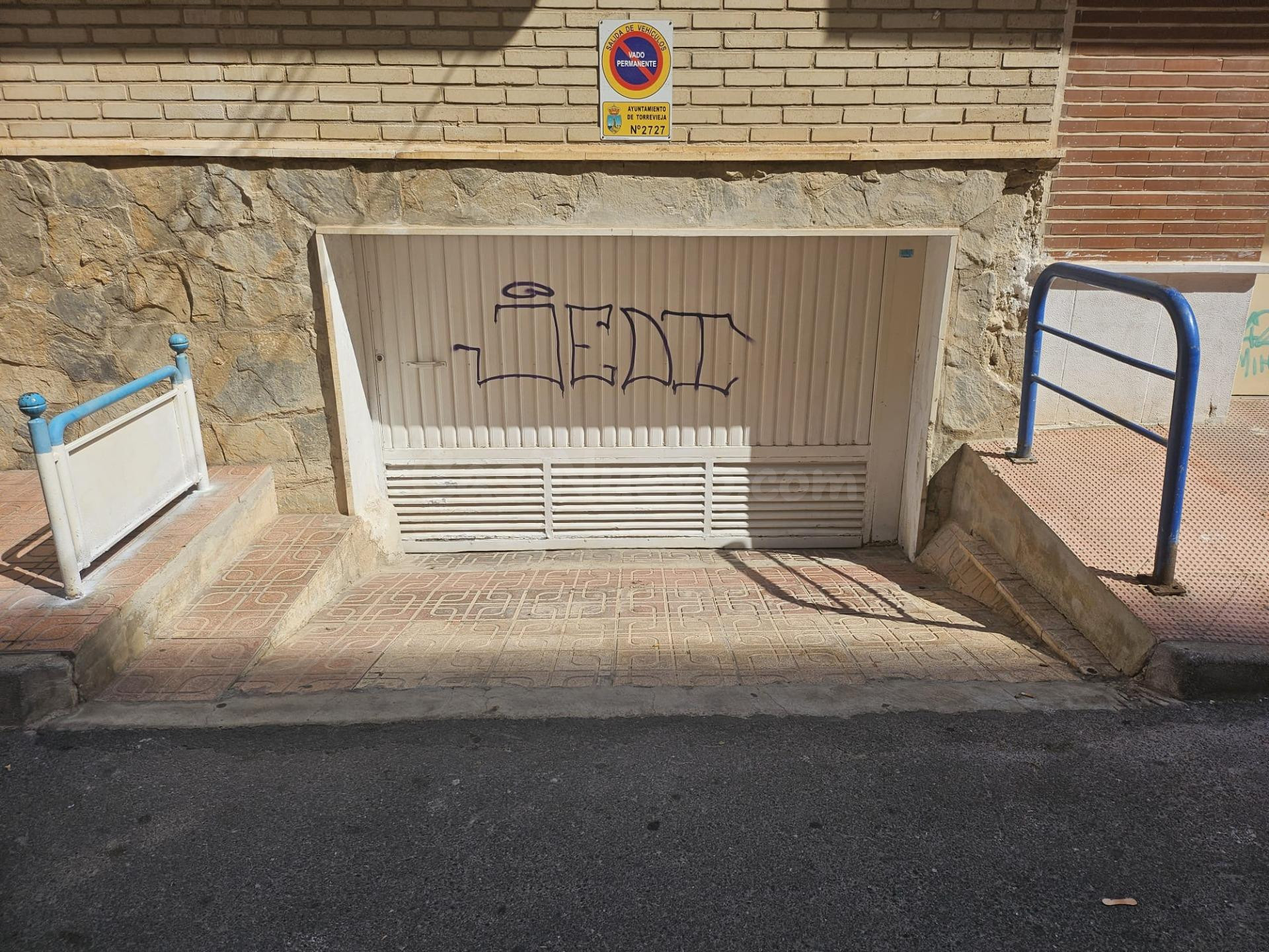 SE VENDE 3 PLAZAS DE GARAJE CONJUNTAS EN EL CORAZÓN DE LA PLAYA DEL CURA!!!!!!