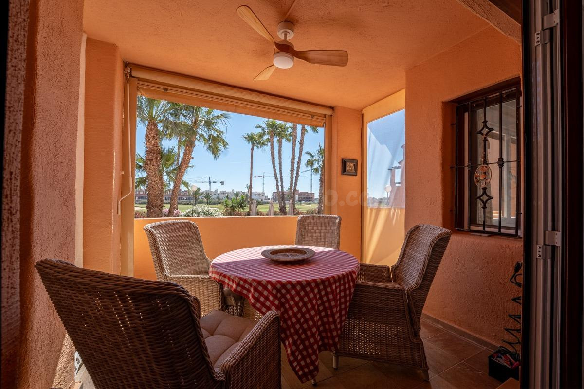 APARTAMENTO PRIMERA LINEA GOLF! - foto 4