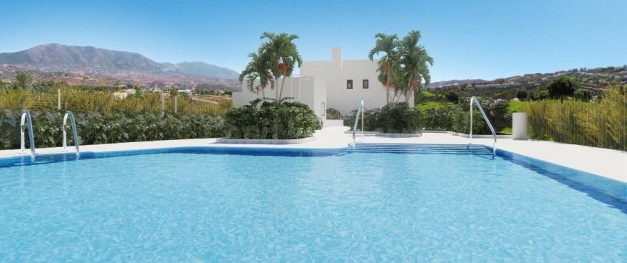 Exclusiva vivienda adosada de obra nueva en La Cala de Mijas - foto 2