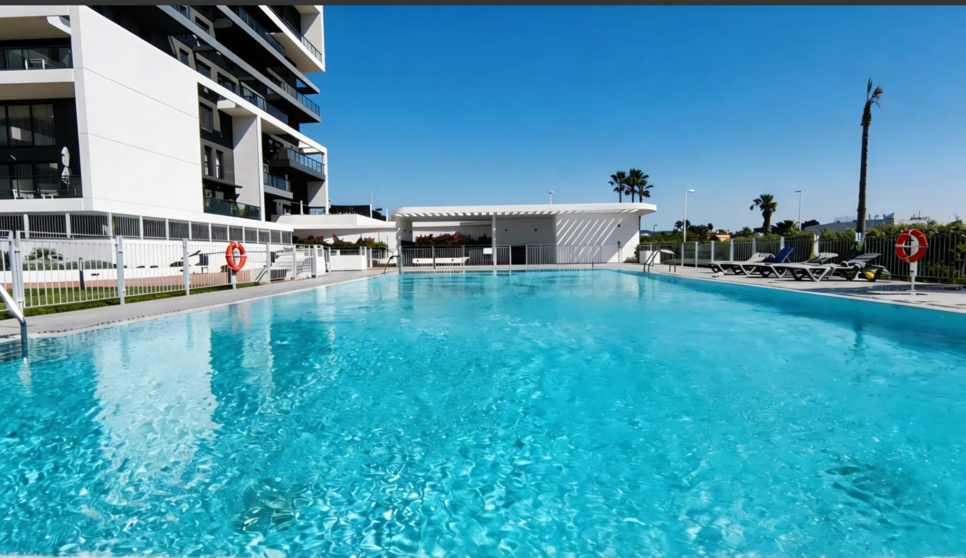 PISO EN VENTA EN CALPE – 3 DORMITORIOS, 2 BAÑOS, TERRAZA DE  - foto 2