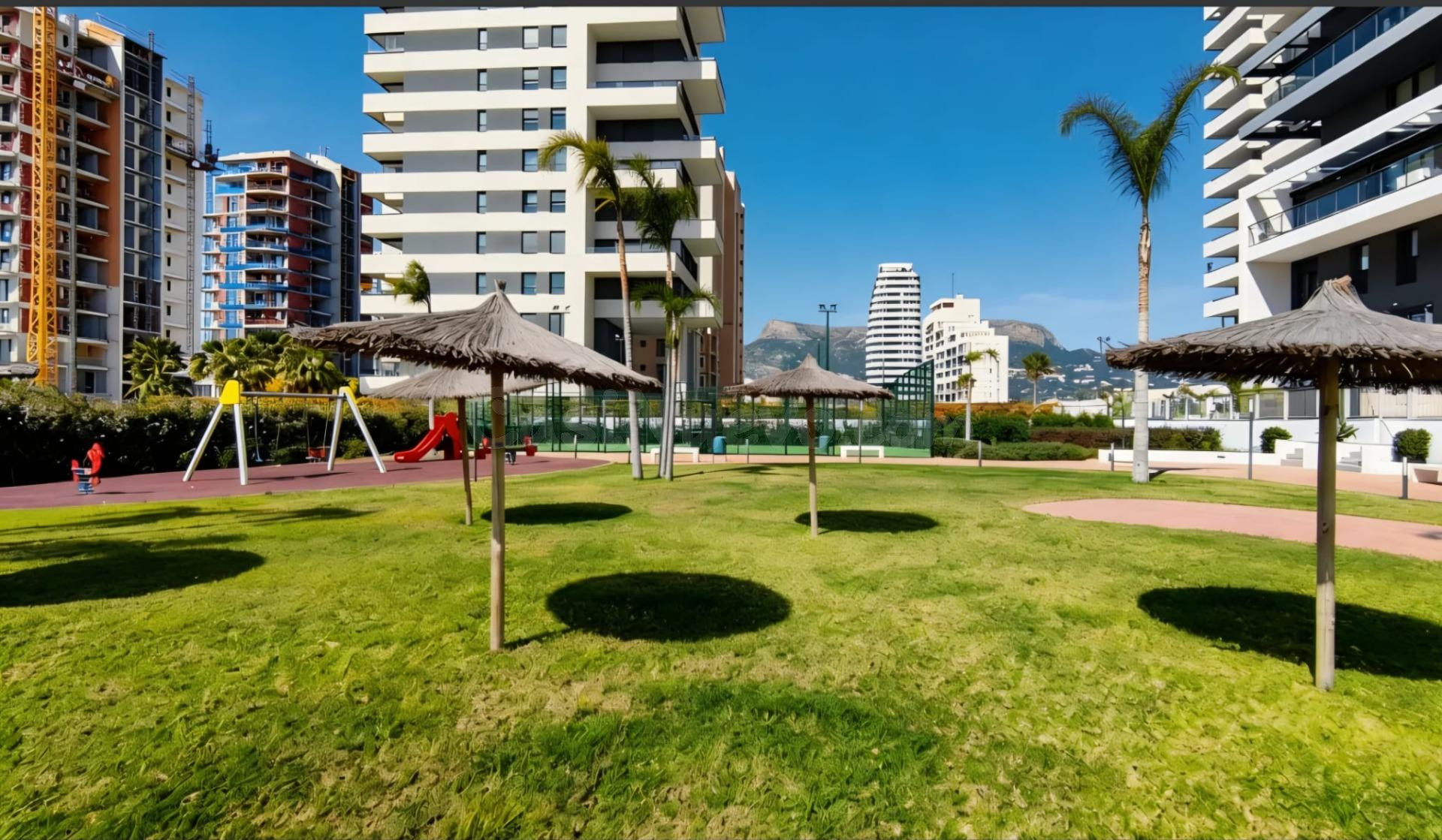 PISO EN VENTA EN CALPE – 3 DORMITORIOS, 2 BAÑOS, TERRAZA DE  - foto 3