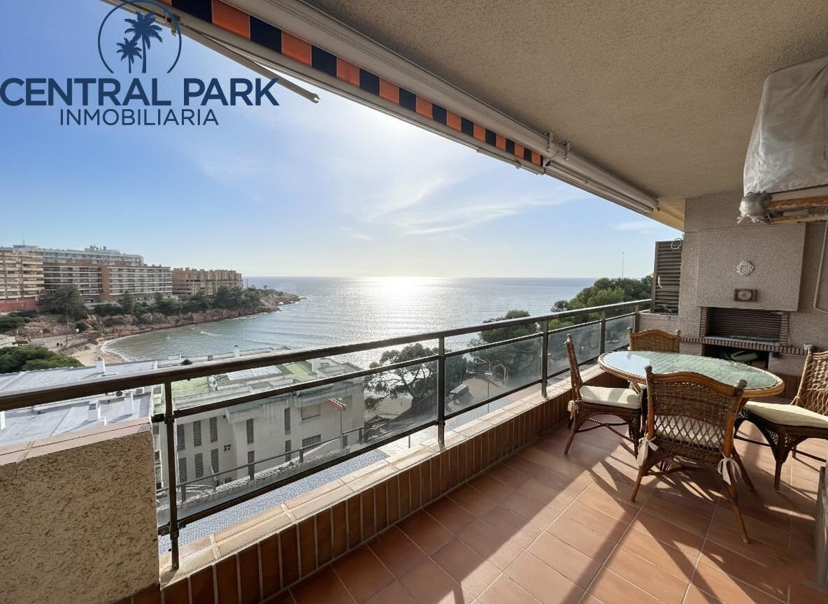 Apartamento en Salou - Vistas al mar - Parking incluido.