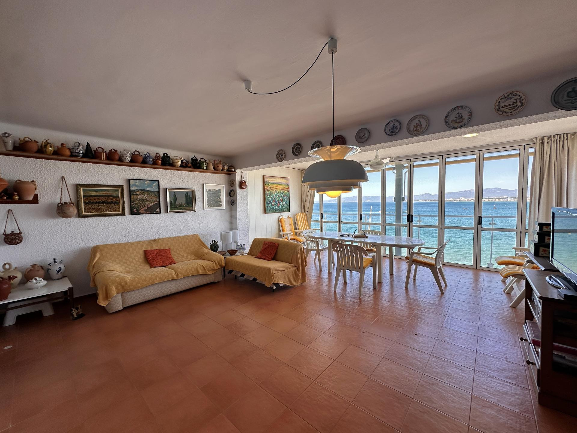 Apartamento con vistas al mar - Primera línea - Parking opci - foto 5