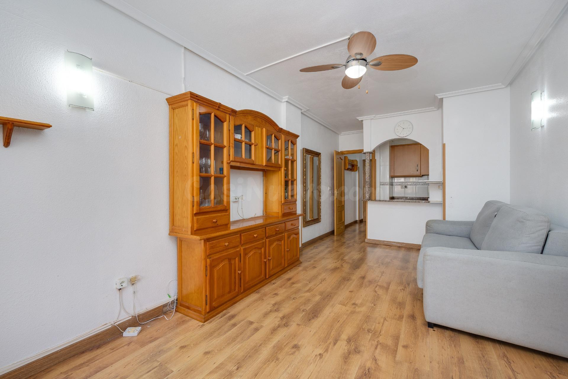 Apartamento 2 dormitorios con parking y piscina comunitaria  - foto 5