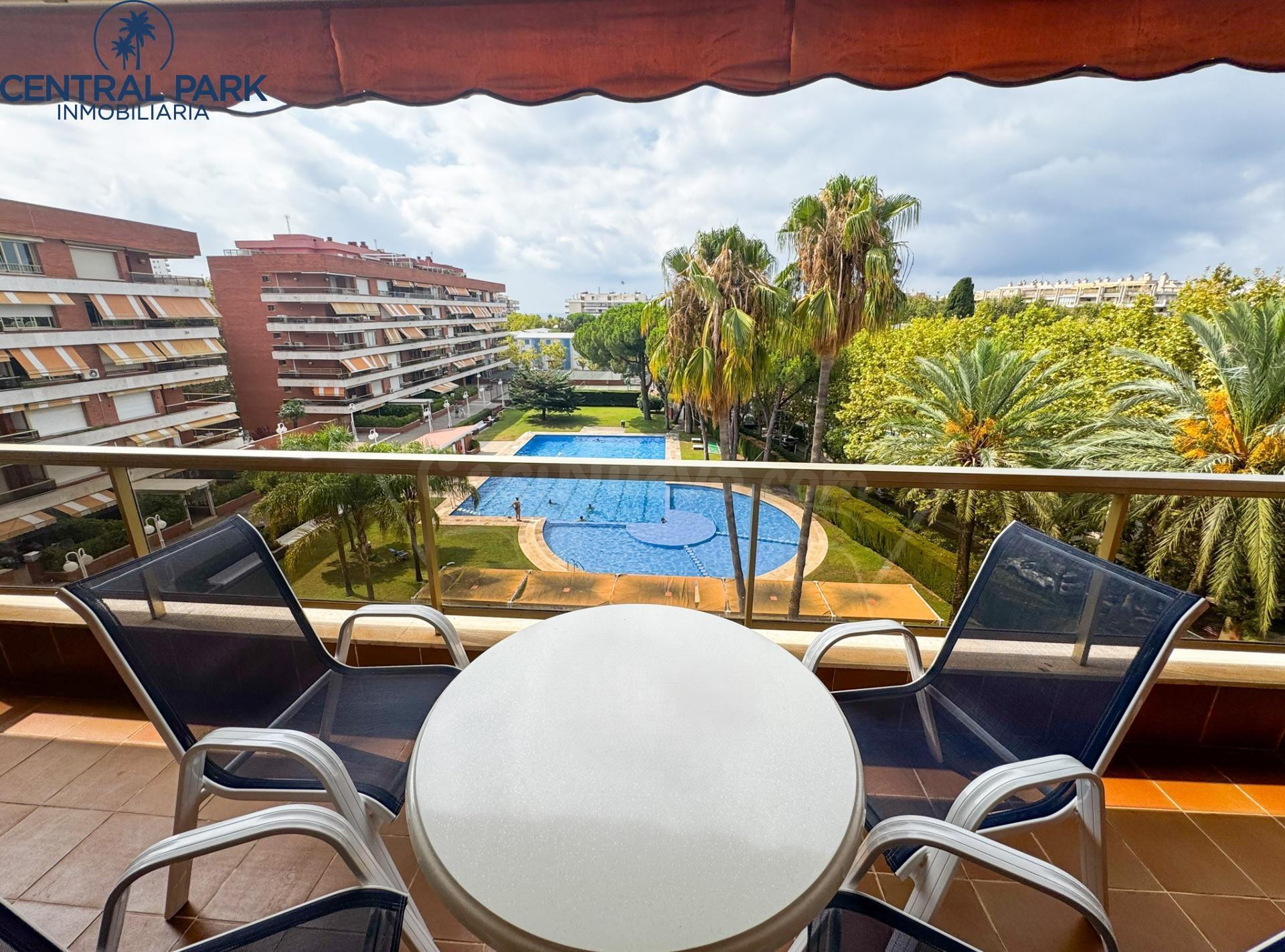 Gran Vivienda en el centro SALOU, junto Paseo y Playa Levant - foto 3