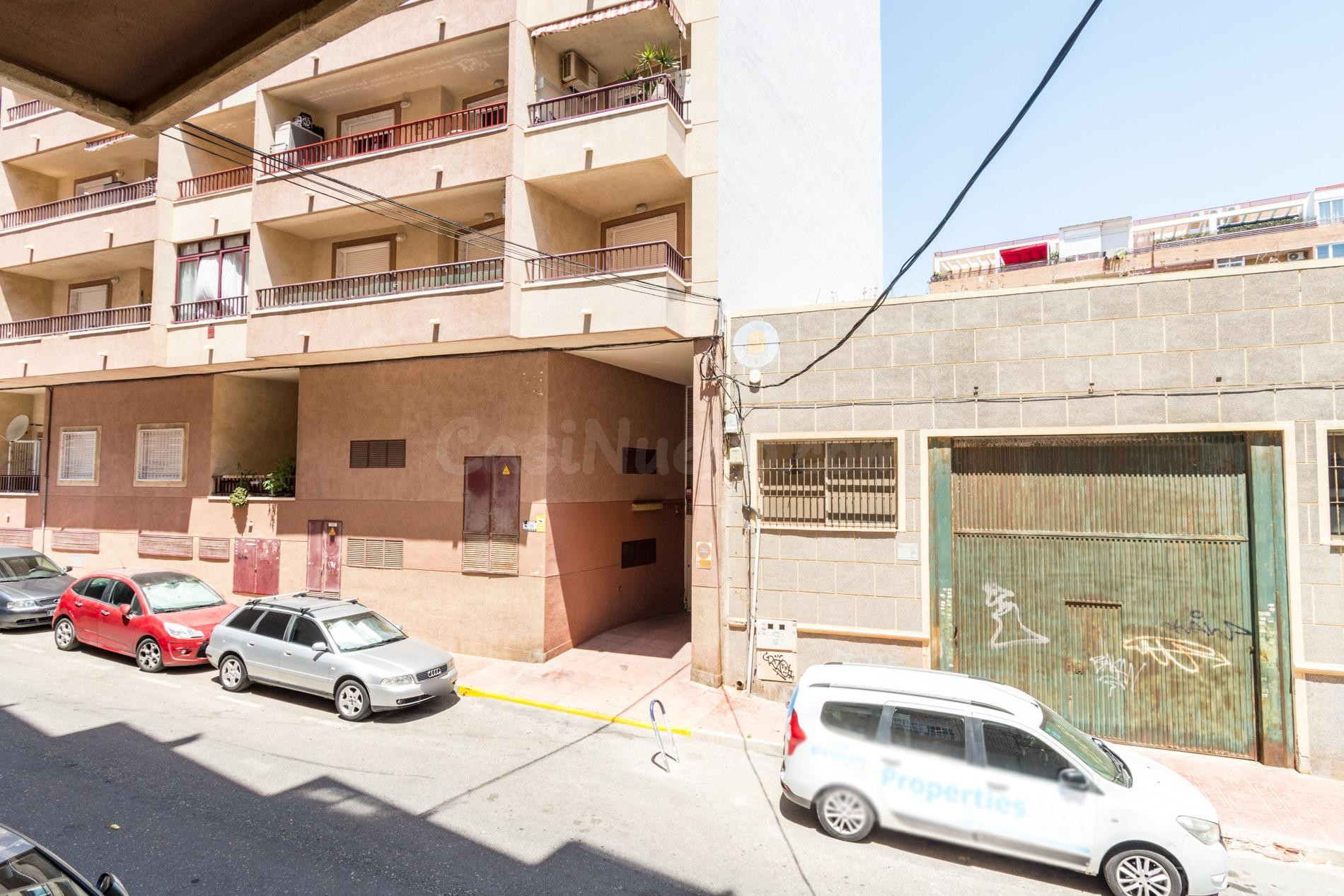 Gran apartamento a la venta en el centro de Torrevieja - foto 5