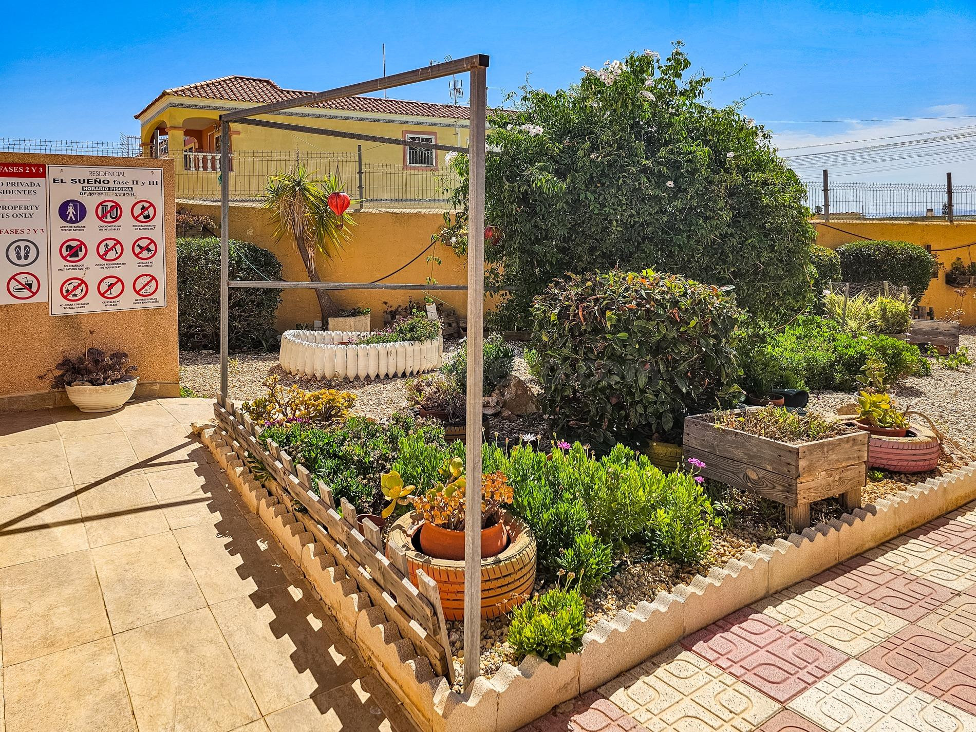 Bungalow Planta Alta con solárium privado y piscina comunita - foto 4