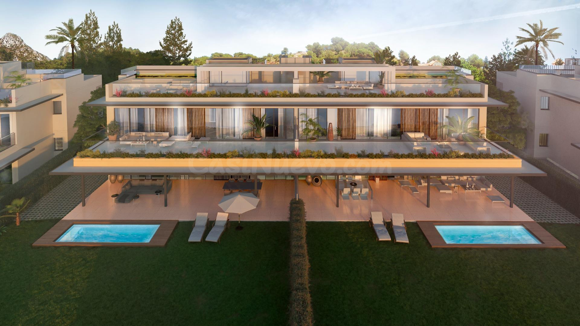 ESPECTACULAR VIVIENDA CON PISCINA PRIVADA Y SOLARIUM. LLAVE 