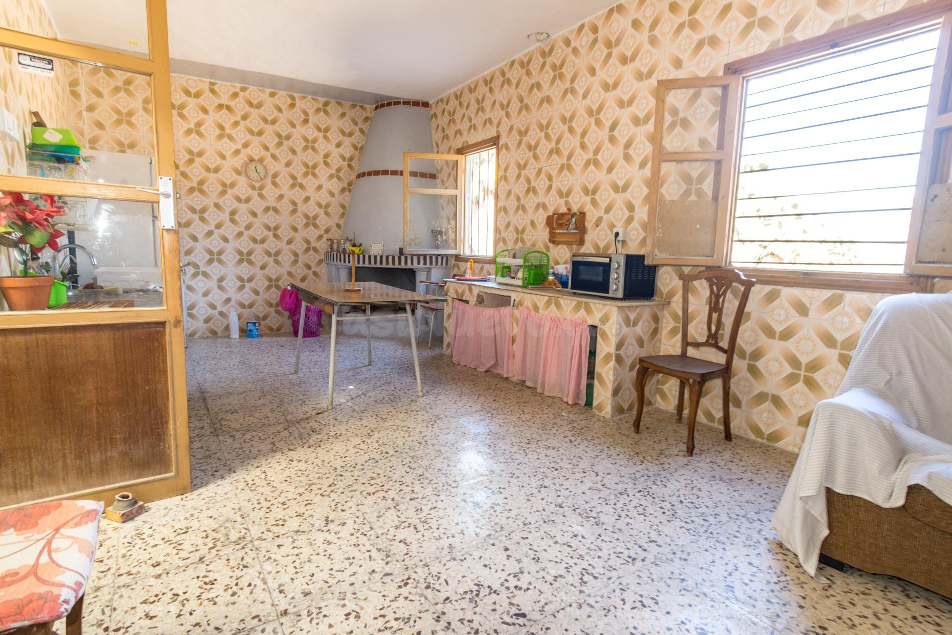 Casa de 271 m2 con solárium y gran garaje/almacén en el cent - foto 5