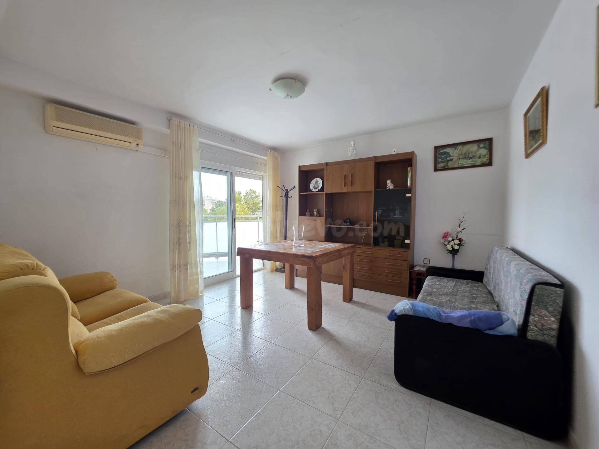 PISE DE 2 habitaciones EN ZONA CENTRO A 200M DE LA PLAYA - foto 3