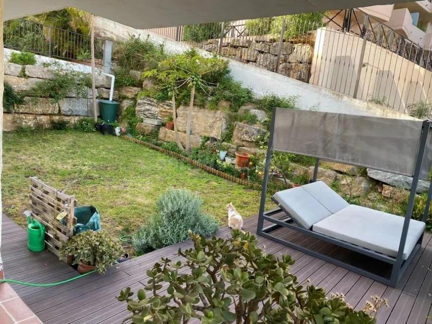 # Exclusivo Oasis Mediterráneo con Jardín Privado cerca del 