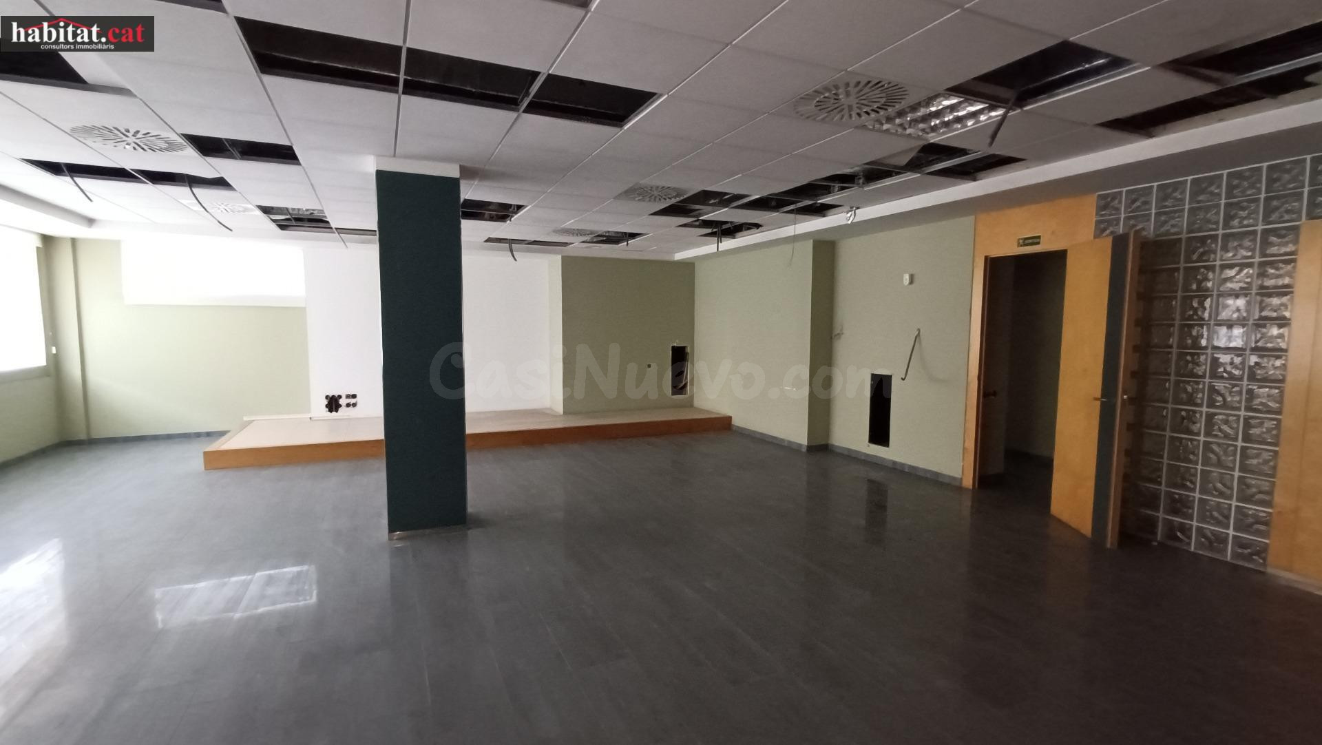 ¡¡ LOCAL EN VILANOVA I LA GELTRÚ - ZONA FÁBRICA NOVA !! - foto 4