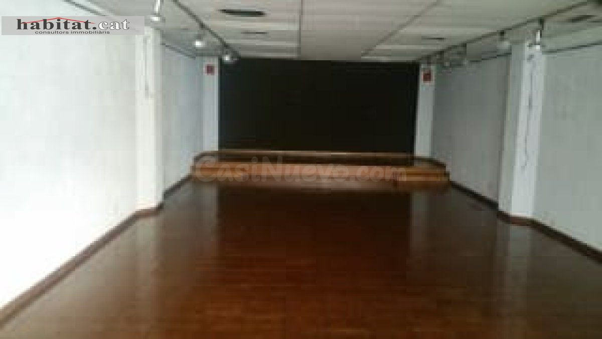 ¡¡LOCAL COMERCIAL EN SUBASTA -  VILANOVA I LA GELTRÚ!! - foto 2