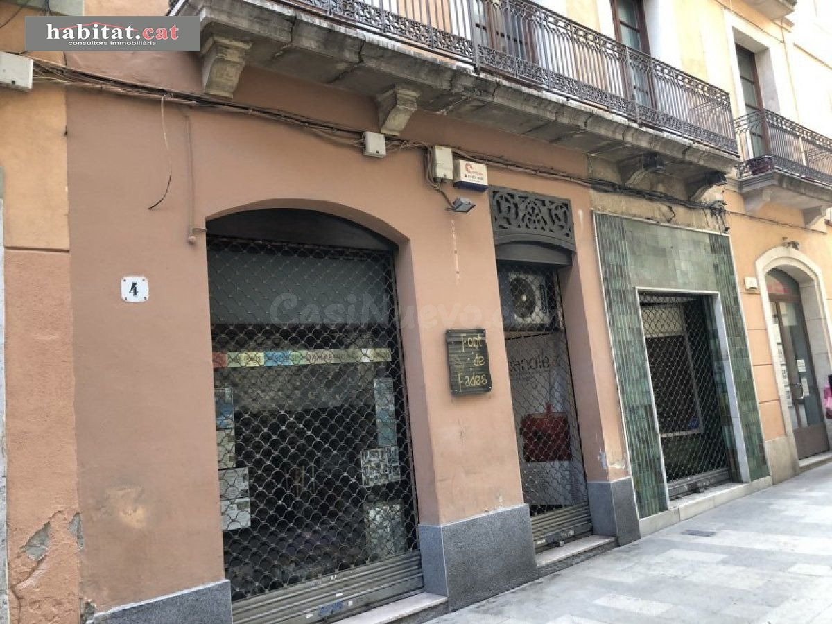 ¡¡ LOCAL COMERCIAL EN VILANOVA I LA GELTRÚ - ZONA CENTRO !!