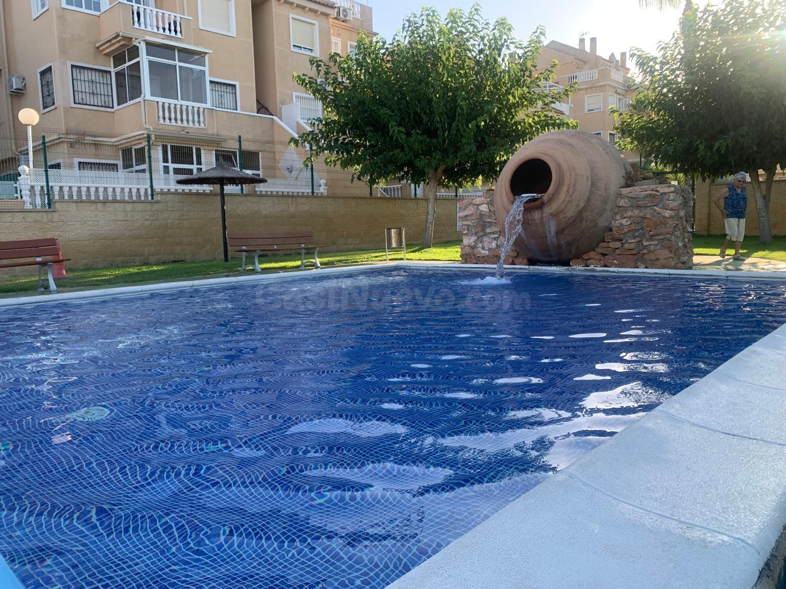 Vive el Mediterráneo desde las alturas en Pueblo Marino, Torrevieja