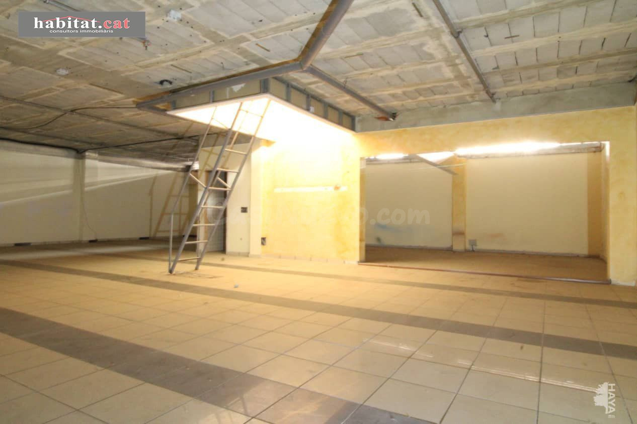 ¡¡LOCAL COMERCIAL EN LA BOVILA - VILANOVA I LA GELTRÚ!! - foto 3