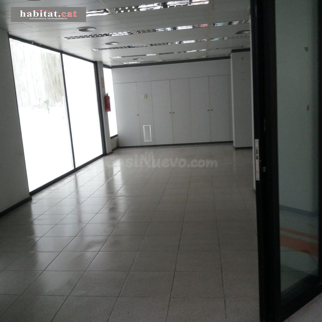 LOCAL COMERCIAL EN SITGES! - foto 3