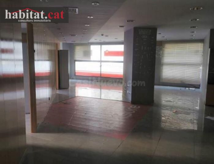 ¡¡ LOCAL COMERCIAL EN VILANOVA - MOLI DE VENT !!