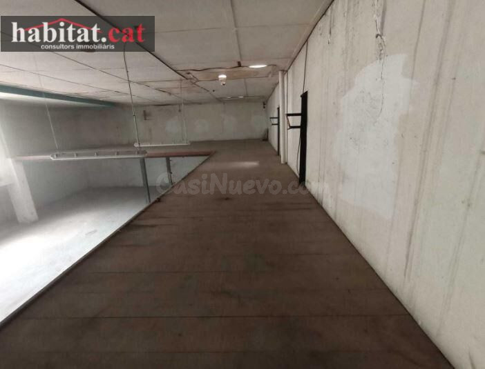 ¡¡  LOCAL COMERCIAL EN VILANOVA I LA GELTRÚ - ZONA BAIX A MA - foto 3