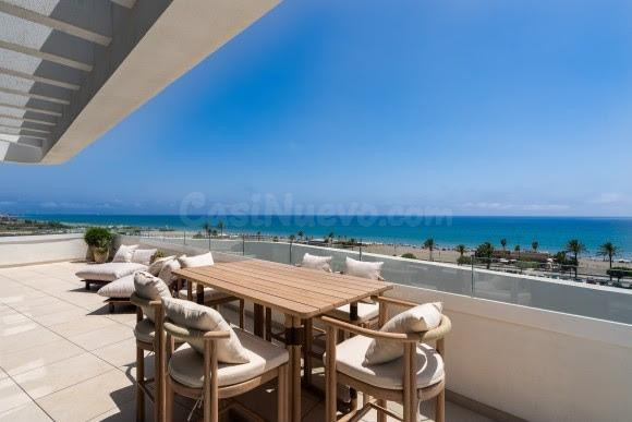 Exclusivo ático frente al mar en Torremolinos – Entrega inme - foto 5