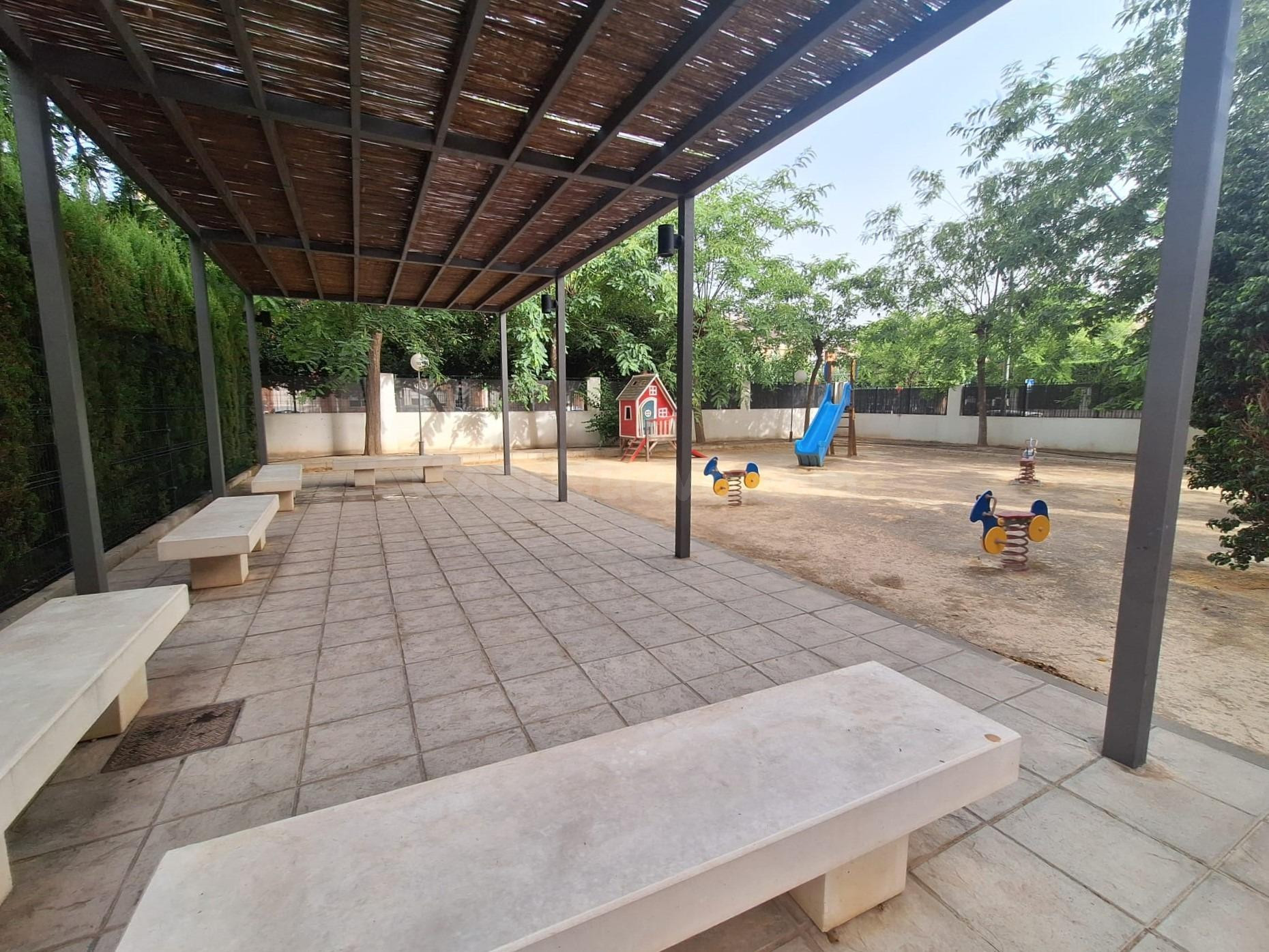Se alquila  ESTUDIANTES piso en El Puntal con piscina comuni - foto 3
