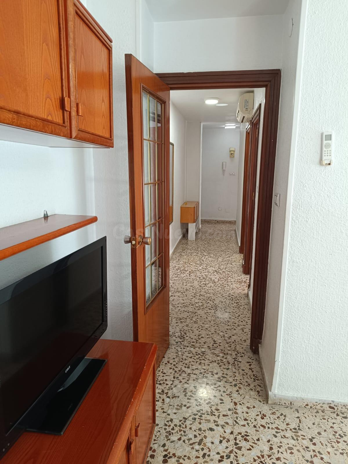 Se alquila gran piso en el centro de Murcia para Estudiantes - foto 3