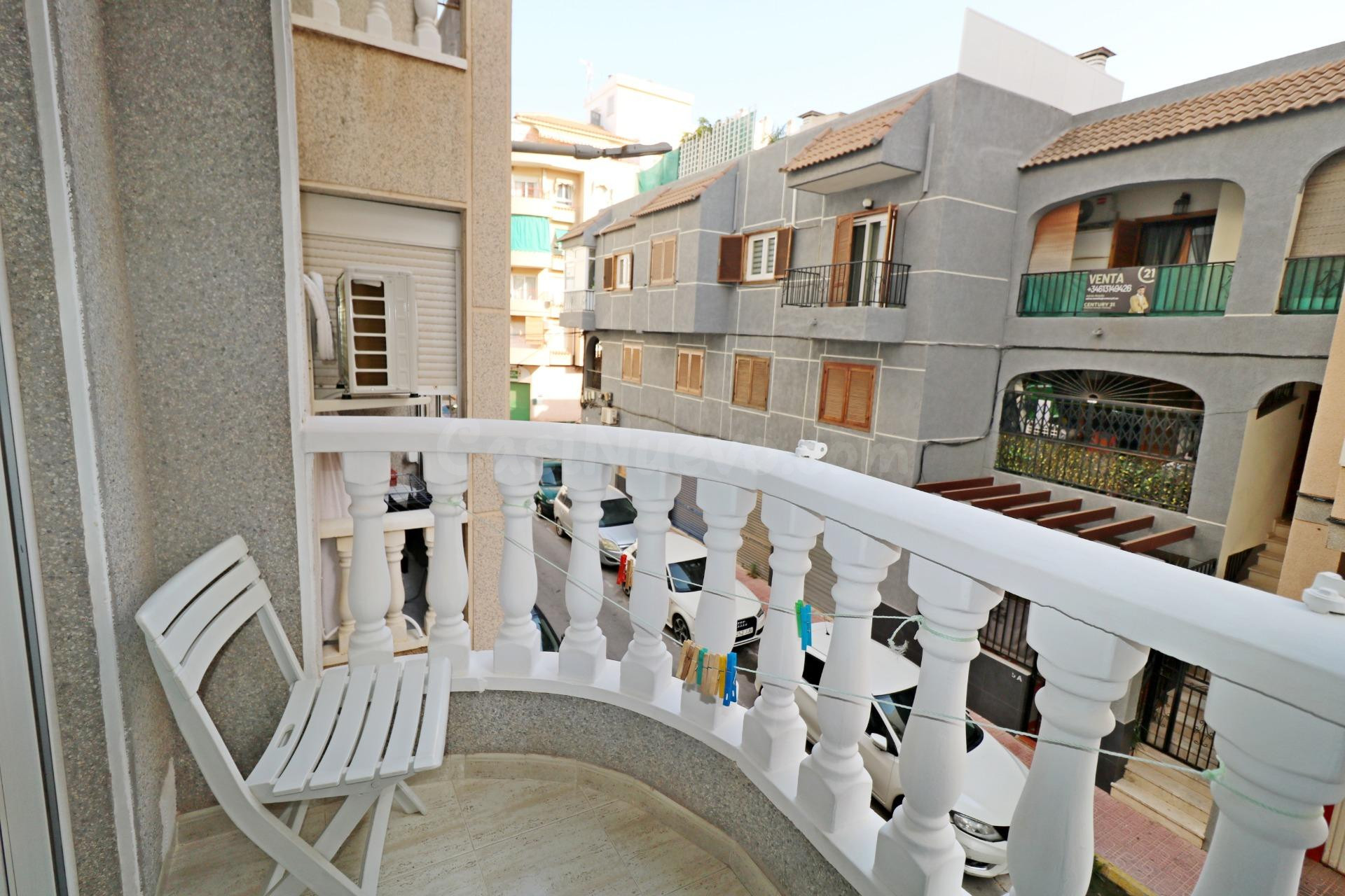 Encantador apartamento en Torrevieja, cerca del mar - foto 5