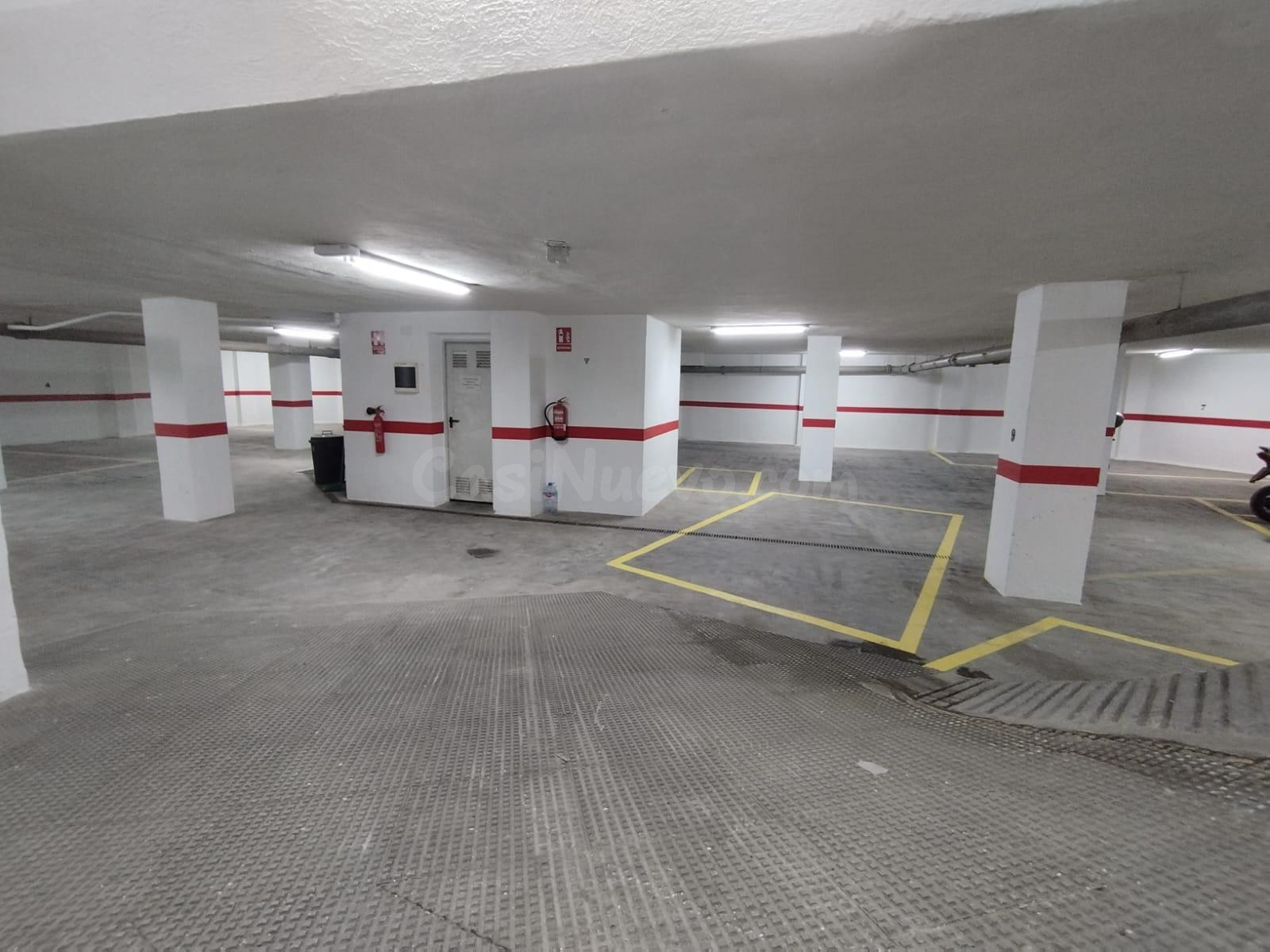PLAZAS DE GARAJE PARA MOTO JUNTO PLAZA EUROPA - foto 5