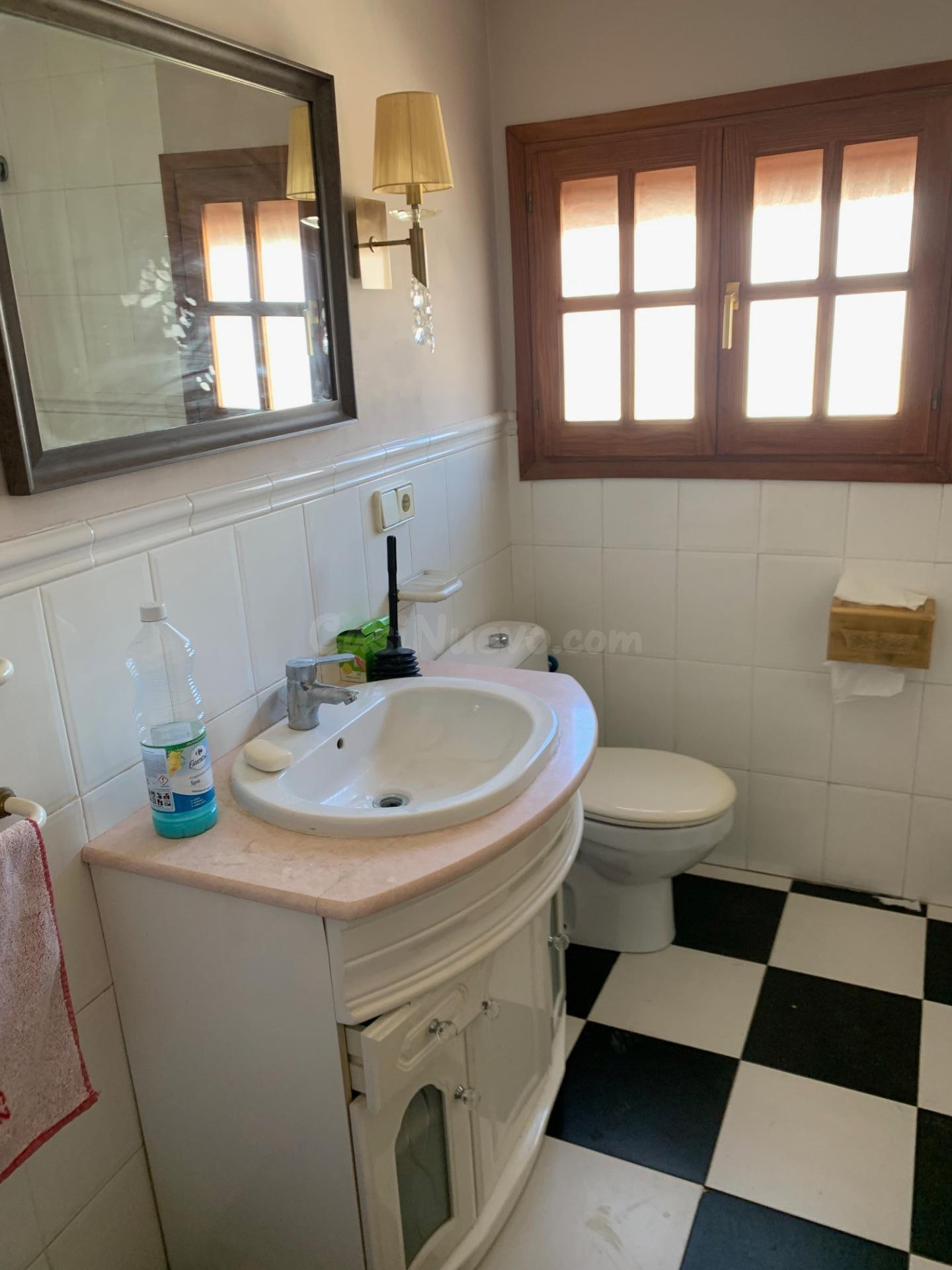 ALQUILER ATICO EN CALLE SAN FERNANDO - 1 habitación - foto 4