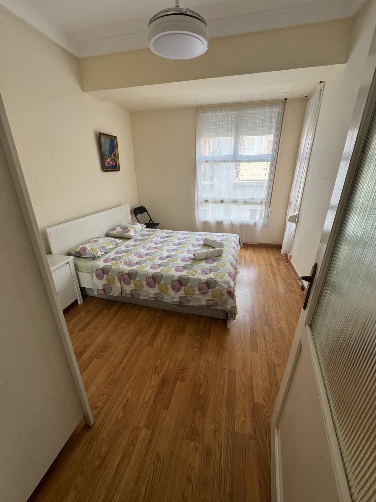 ALQUILER AMPLIO PISO CENTRICO: 5 habitaciones + 2 BAÑOS - foto 5