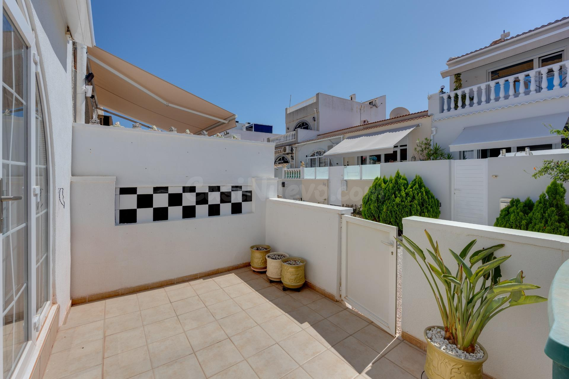 Charming South-Facing 1-Bedroom Apartment in El Chaparral, T - foto 5
