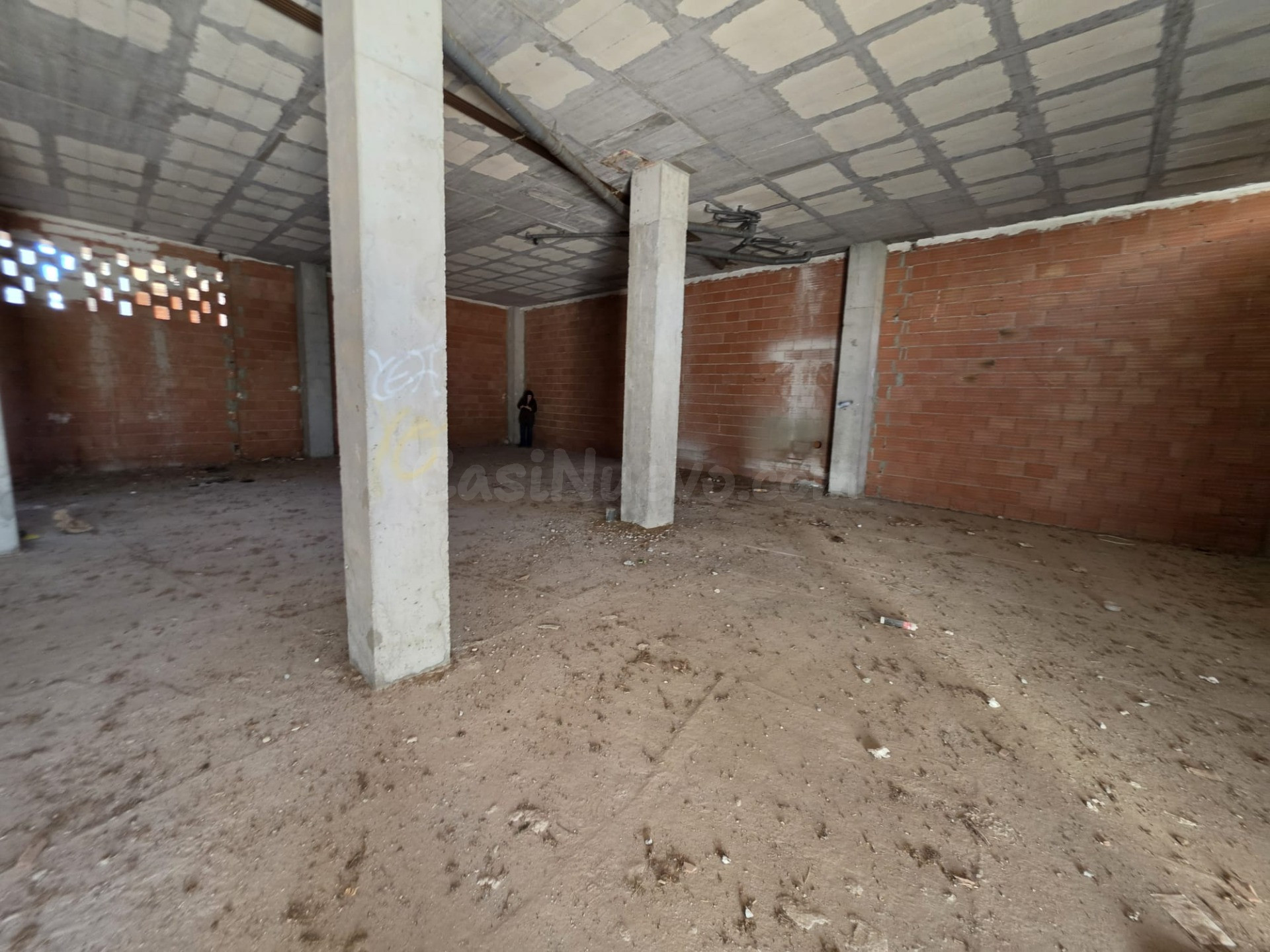 VENTA O ALQUILER DE LOCAL EN JUAN DE BORBÓN - foto 3