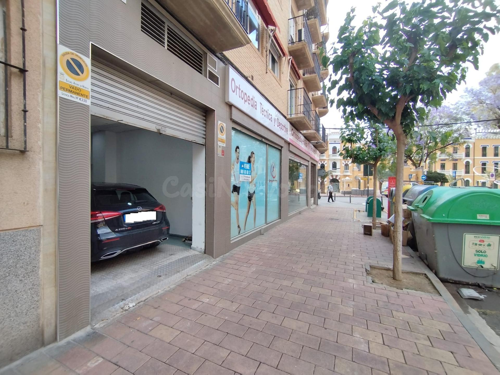 LOCAL COMERCIAL EN CALLE CARTAGENA - foto 4