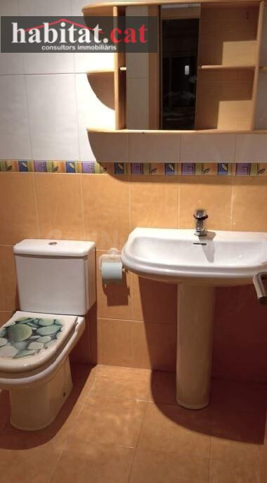 DUPLEX CON PARKING EN TORRELLES DE FOIX - foto 4