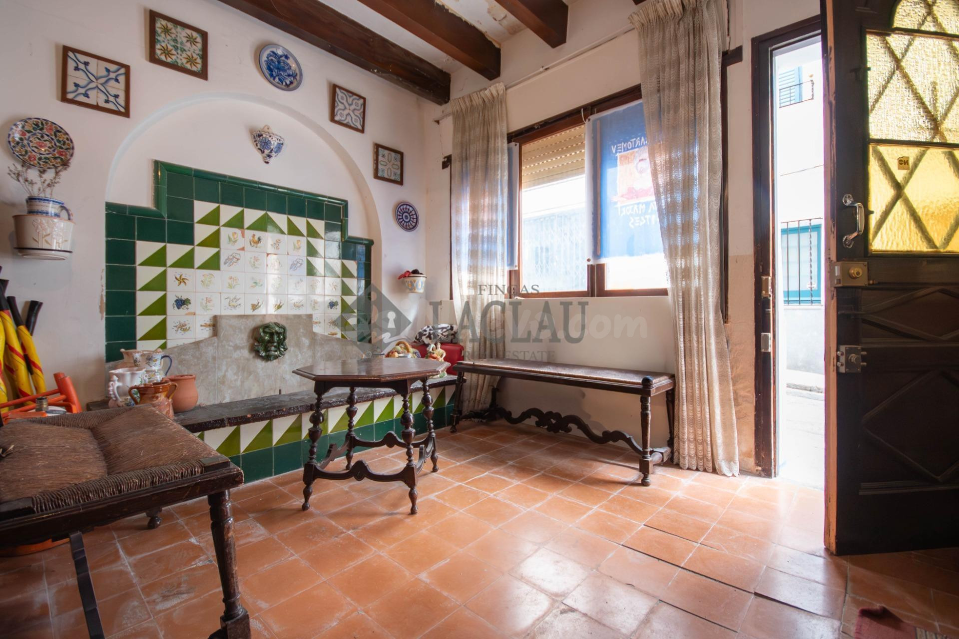 Casa de Pueblo en casco antiguo, a escasos metros de la play