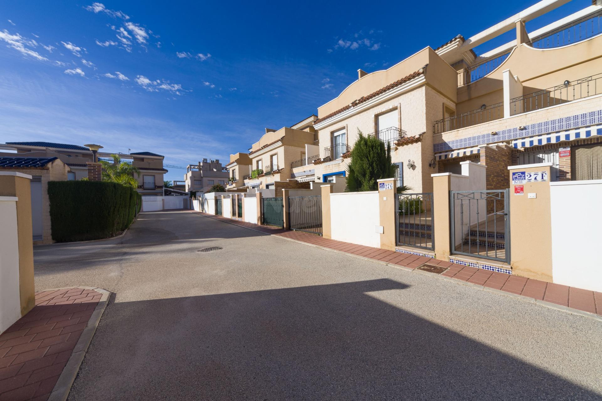 DUPLEX EN LA PLAYA DE LAS HIGUERICAS - foto 5