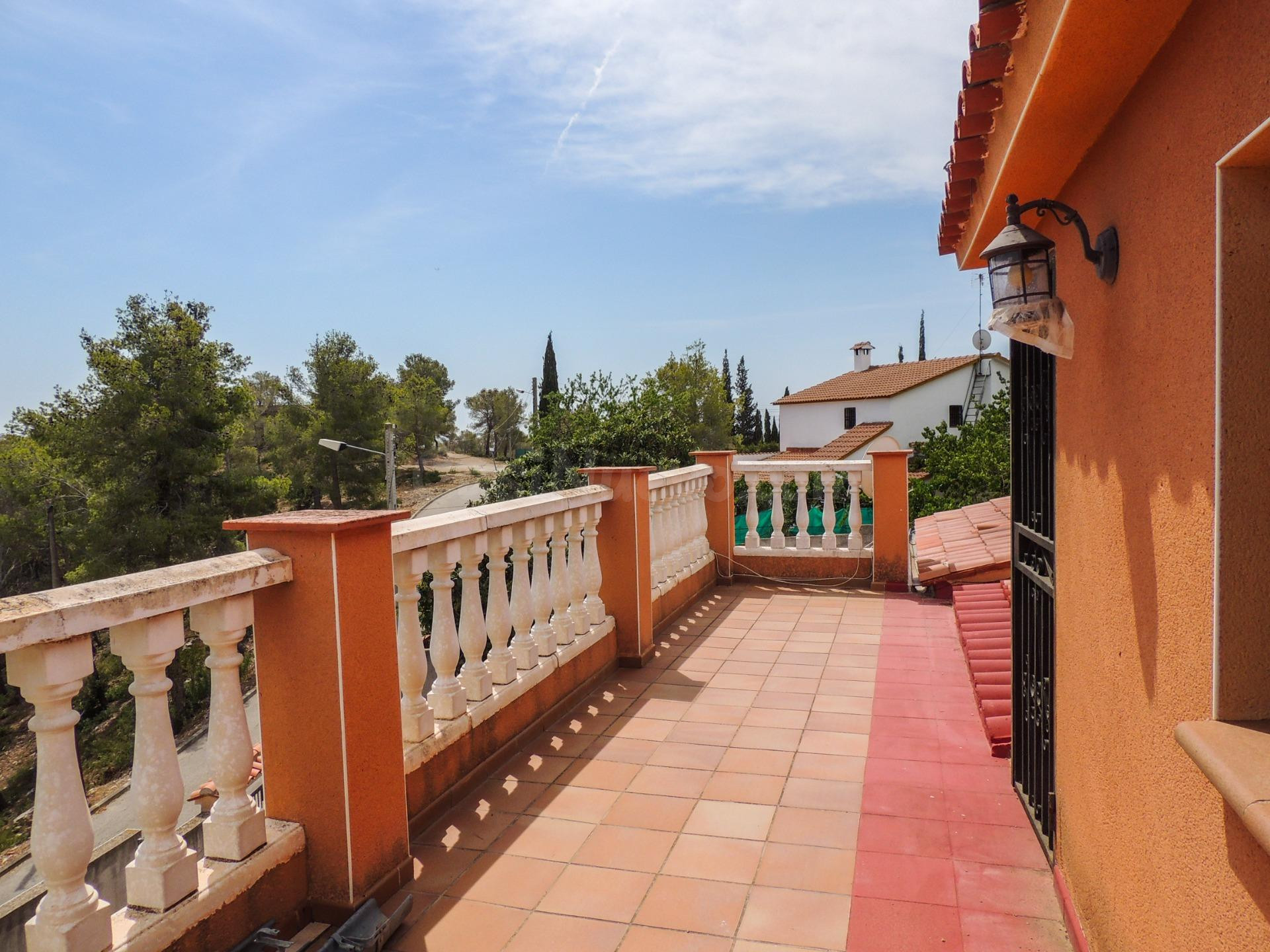 Gran Casa con magníficas vistas al Parque del Garraf ideal p - foto 3