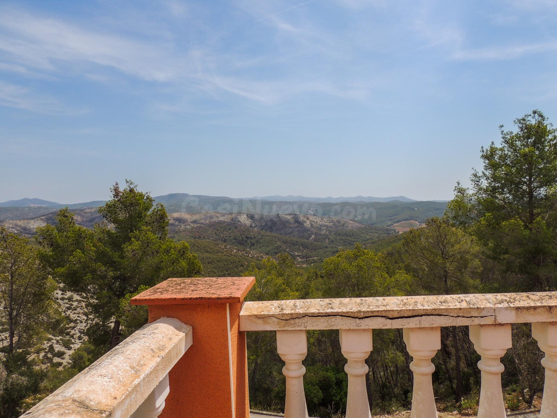 Gran Casa con magníficas vistas al Parque del Garraf ideal p - foto 4