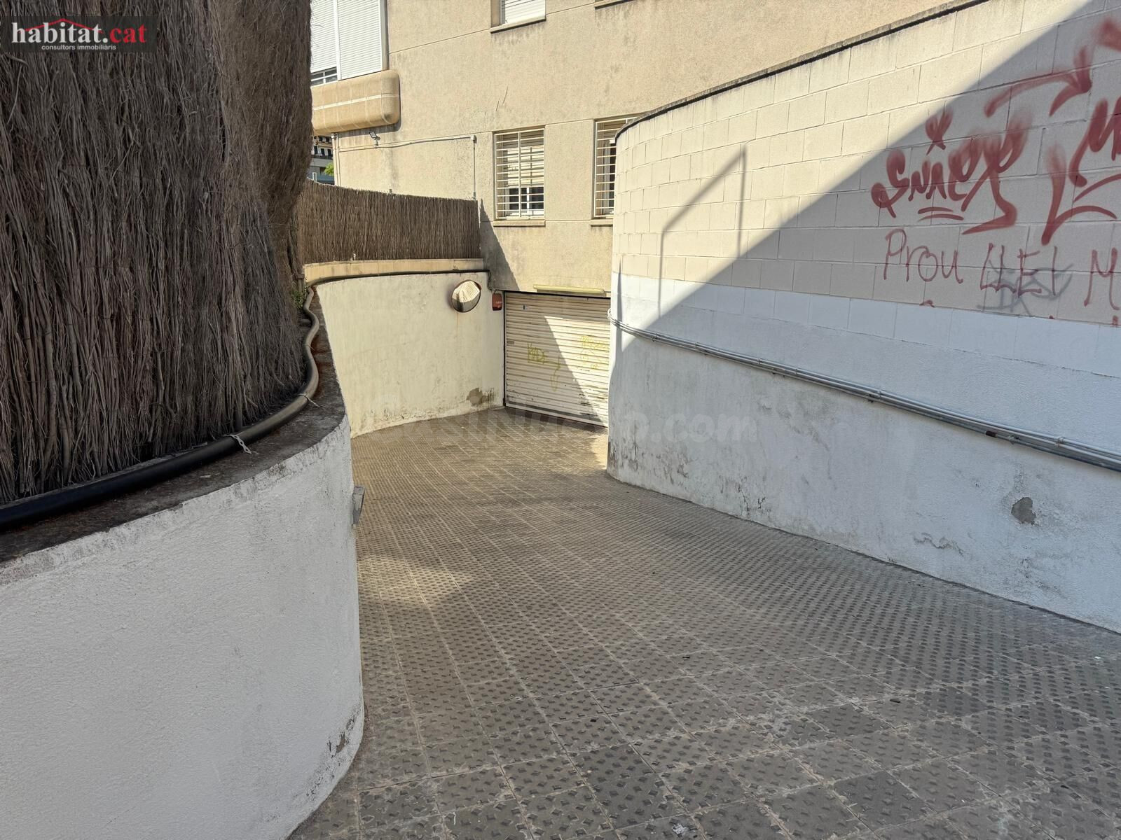 PLAZA DE PARKING EN SANT JOAN - VILANOVA I LA GELTRU - foto 4