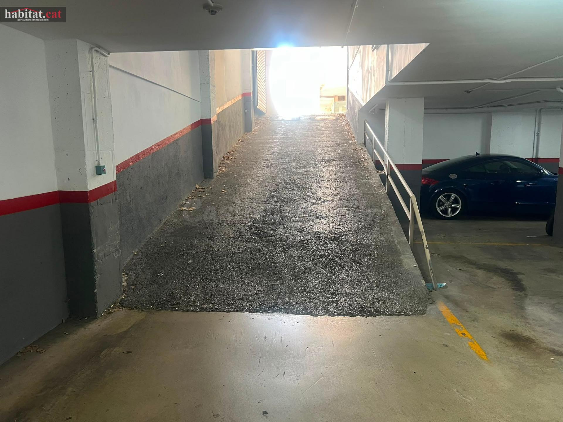 PLAZA DE PARKING + TRASTERO EN VILANOVA CENTRO - foto 4
