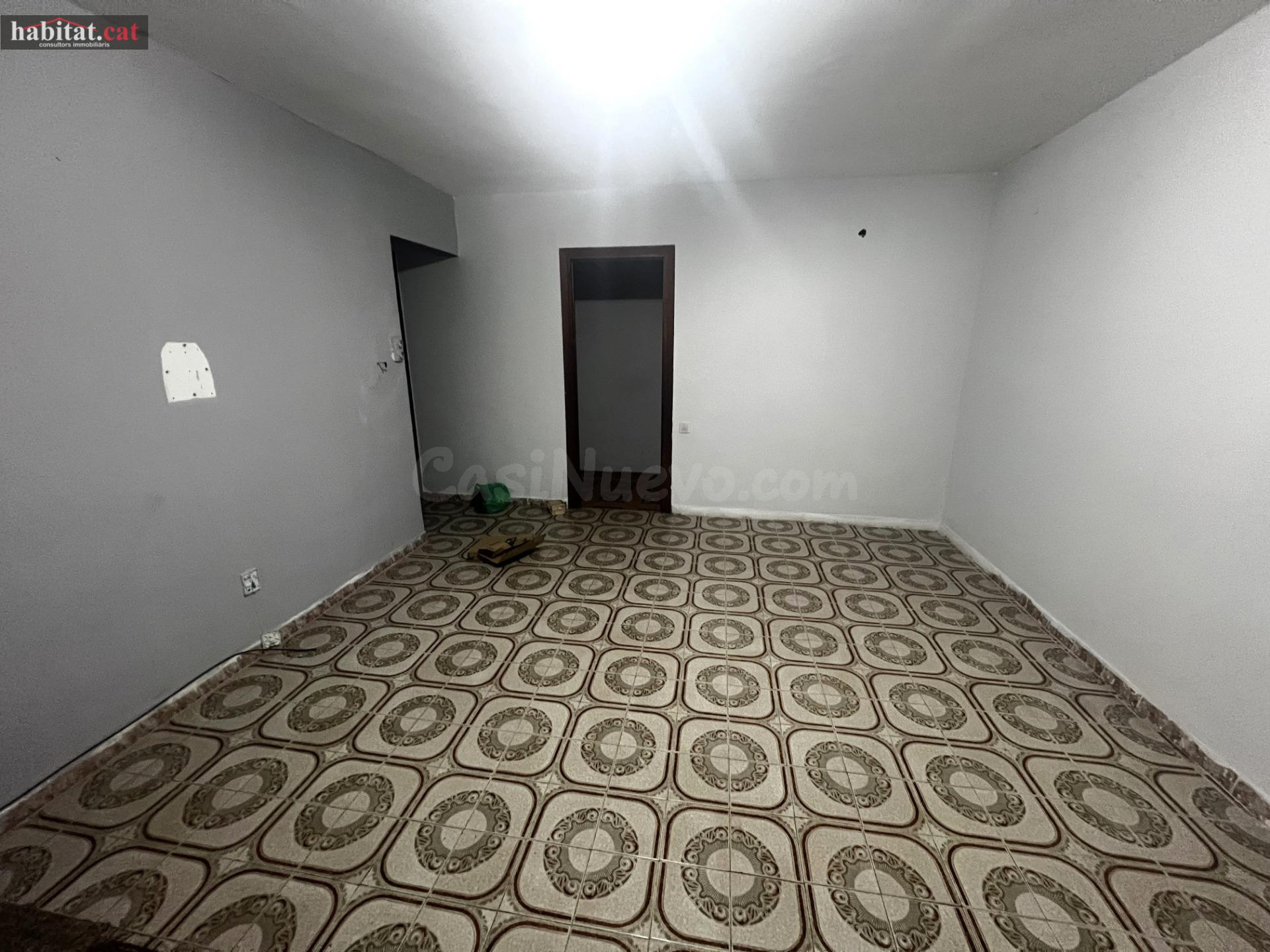 PISO EN CAMPS BLANCS - SANT BOI DE LLOBREGAT - foto 3
