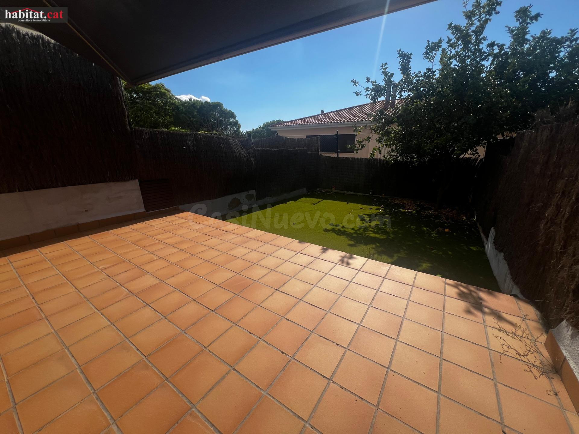 PRECIOSA CASA ADOSADA LISTA PARA ENTRAR A VIVIR EN SANTA MAR - foto 5
