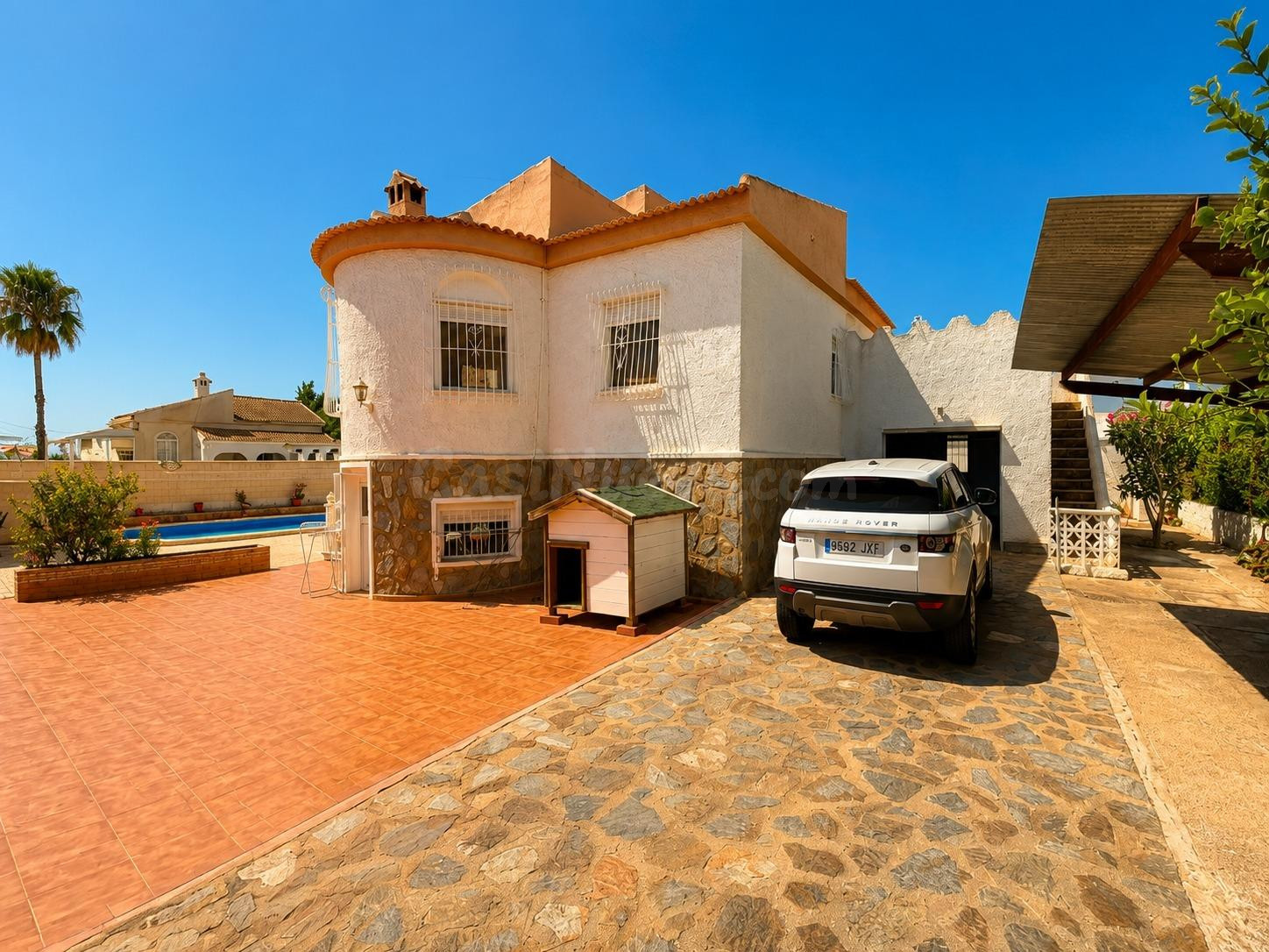Villa independiente con piscina y parcela de 824 m2 en La Si - foto 5