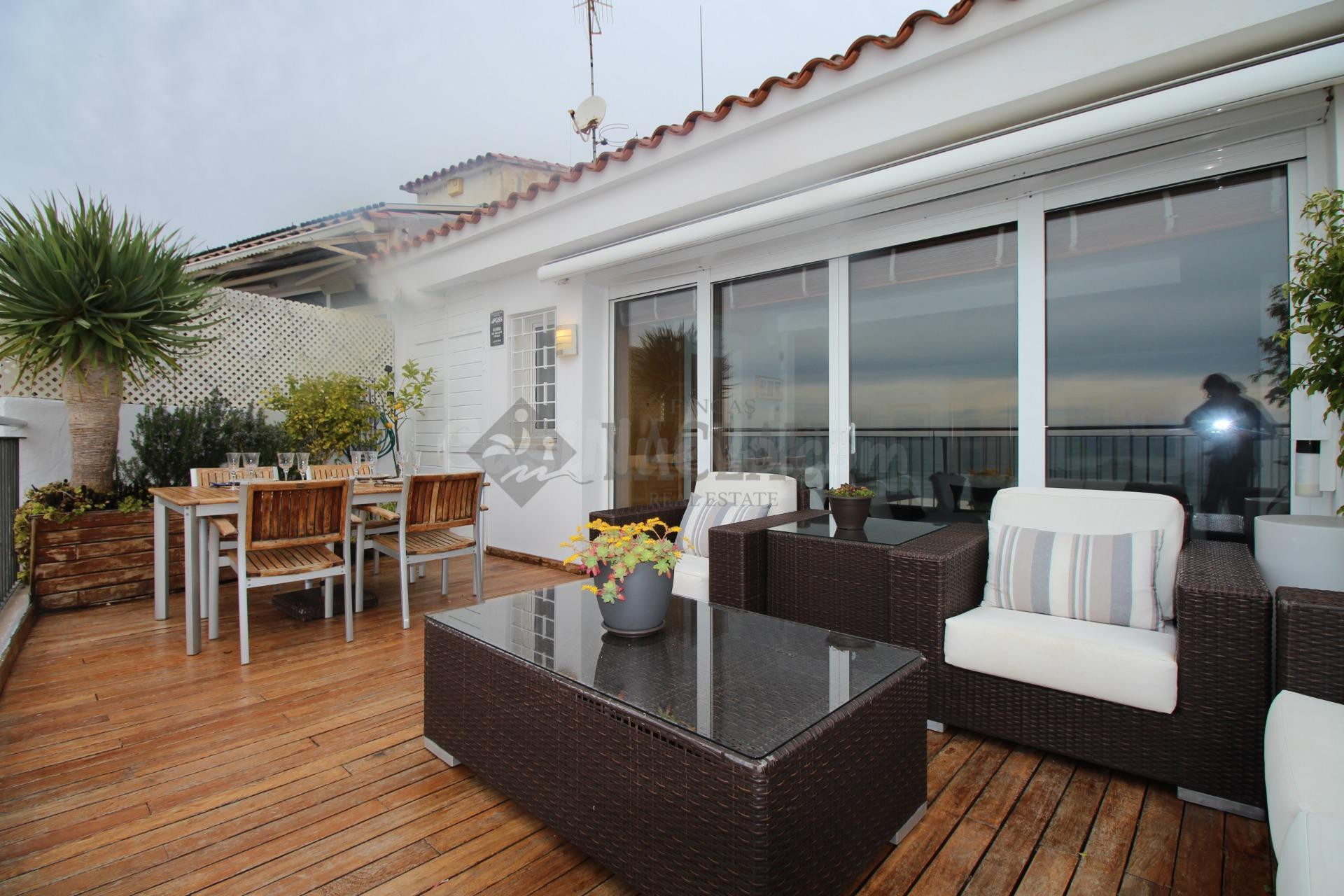 ÁTICO-DÚPLEX en primera línea de mar en el centro de Sitges - foto 4